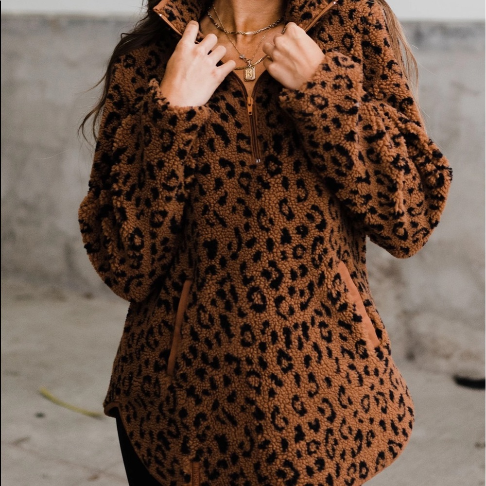 Ampersand Sherpa sweater jacket